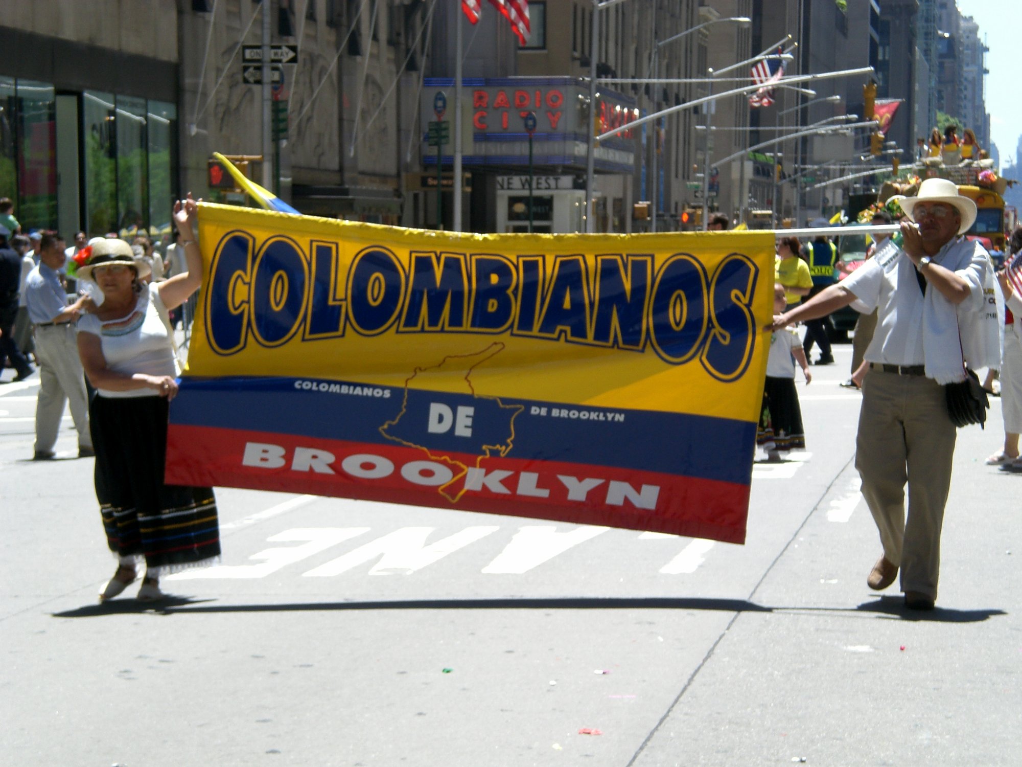 Colombianos de Brooklyn banner marching on Avenue of the Americas